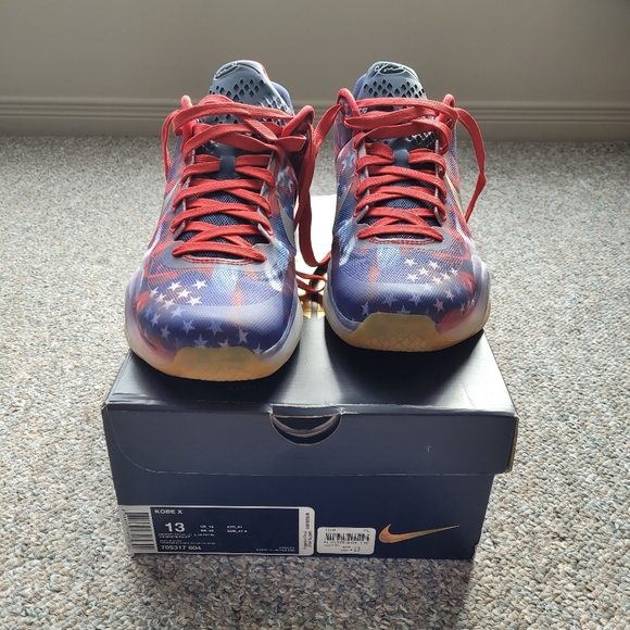 Kobe X Independence Day - Picture 2 of 11